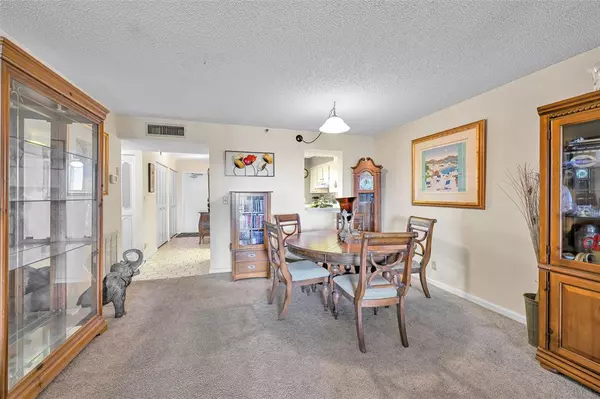 Deerfield Beach, FL 33064,4570 NW 18th Ave #604