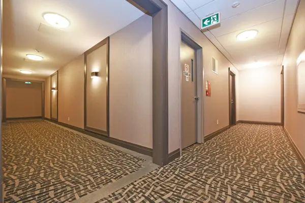 Vaughan, ON L4L 0G7,3600 HWY 7 RD #720