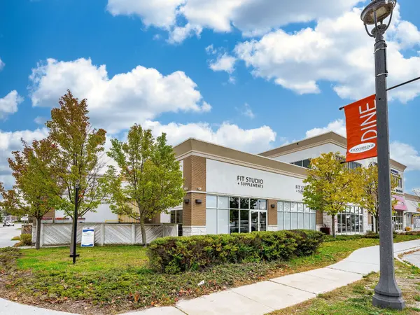 Wasaga Beach, ON L9Z 0B6,1 Market LN #1B