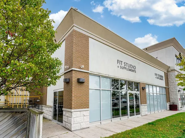 Wasaga Beach, ON L9Z 0B6,1 Market LN #1B