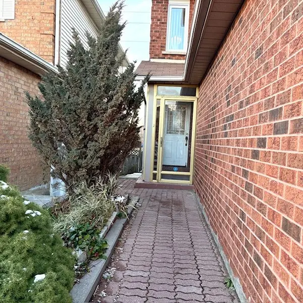 Brampton, ON L6Y 4H3,63 Acadian HTS