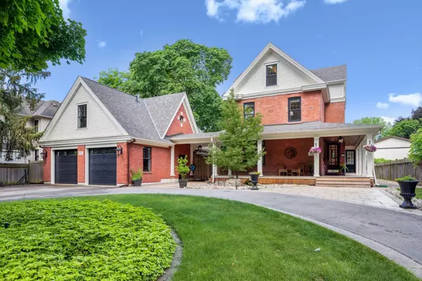 335 Lakeshore RD W, Oakville, ON L6K 1G3