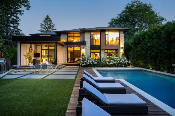 Mississauga, ON L5J 1R7,1471 Rogerswood CT