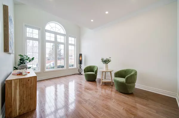 Oakville, ON L6H 7V7,1534 Craigleith RD