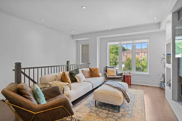 Toronto W03, ON M6E 4J2,507 Nairn AVE