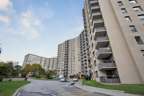 Toronto W08, ON M9C 1G1,451 The West Mall N/A #1120