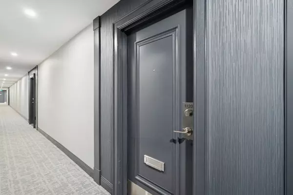 Toronto W08, ON M9C 1G1,451 The West Mall N/A #1120