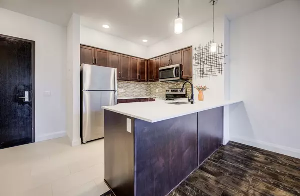 Kitchener, ON N2G 0C4,399 Queen ST S #417