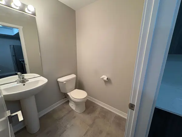 Kitchener, ON N2N 0C5,1331 Countrystone DR #B12