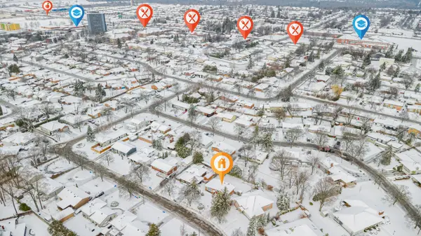 Quinte West, ON K8V 3G4,32 Edgeview DR