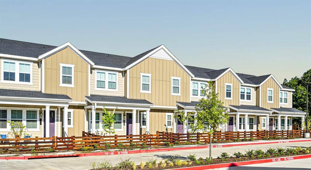 3800 W Lamberth Road #1302, Sherman, TX 75092