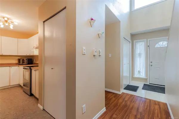 Nanaimo, BC V9S 5V8,1664 Creekside Dr