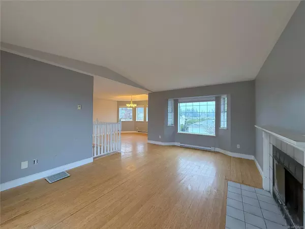 Campbell River, BC V9H 1R8,705 Georgia Dr