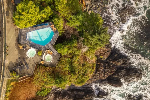 Ucluelet, BC V0R 3A0,596 Marine Dr #1602