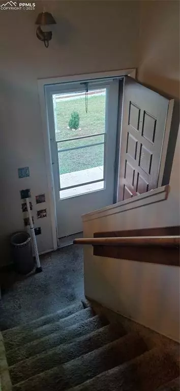 Colorado Springs, CO 80906,1528 Maxwell ST