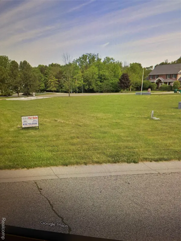 748 Bending CT, Flushing, MI 48433