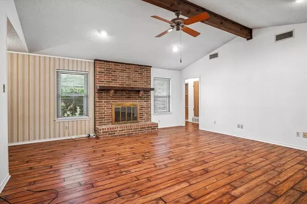 Denton, TX 76209,3328 Dunes Street