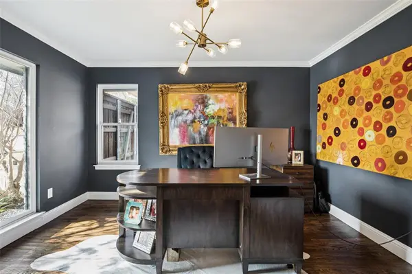 Dallas, TX 75214,6547 Mercedes Avenue