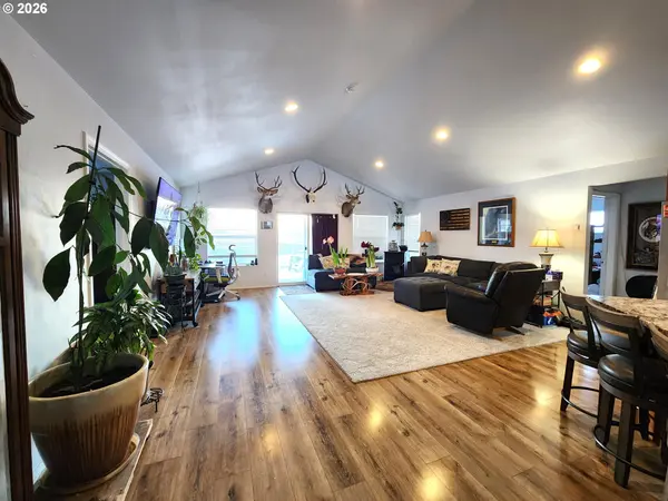 Elgin, OR 97827,902 N 15TH AVE