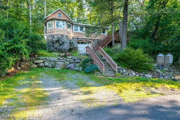 17 Pheasant Lane, West Milford Twp., NJ 07480