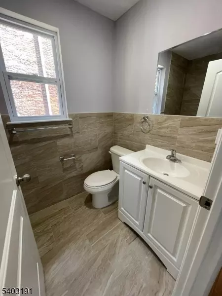 201 Schuyler Ave, Newark City, NJ 07112