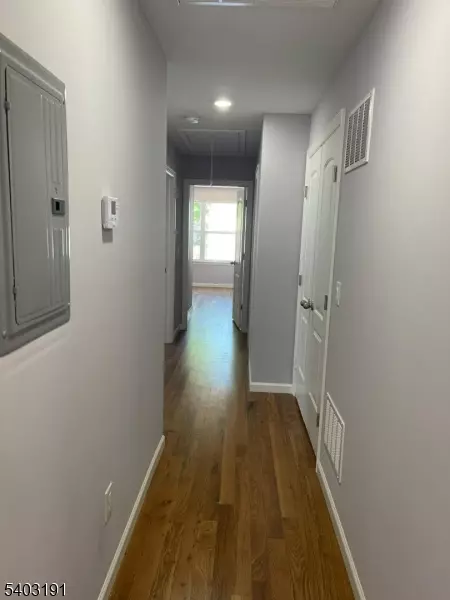 Newark City, NJ 07112,201 Schuyler Ave