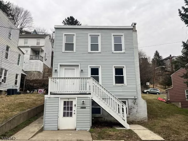 9 Randall St, Phillipsburg Town, NJ 08865