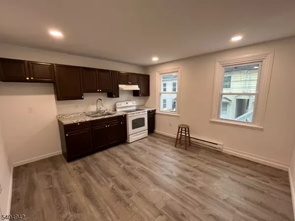 Phillipsburg Town, NJ 08865,9 Randall St