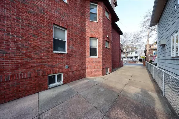 Brooklyn, NY 11228,1342 72nd ST