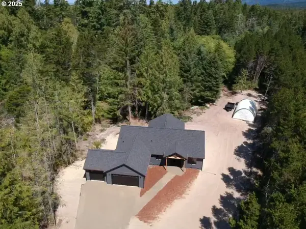 Florence, OR 97439,88390 BELLEVUE DR