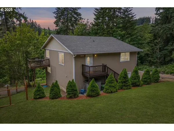 30062 MAPLE DR, Rainier, OR 97048