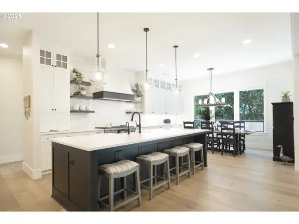 West Linn, OR 97068,1931 13TH ST