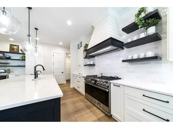 West Linn, OR 97068,1931 13TH ST