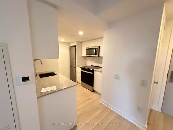 Toronto C06, ON M3H 0E5,500 Wilson AVE #353