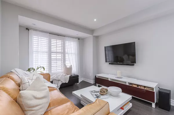 Ajax, ON L1T 0H1,22 Lavan LN #67