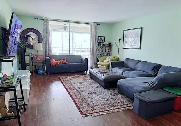 Dania Beach, FL 33004,325 SE 11 TE #205