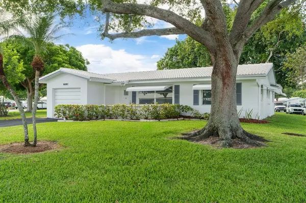 8216 NW 12th Mnr,  Plantation,  FL 33322
