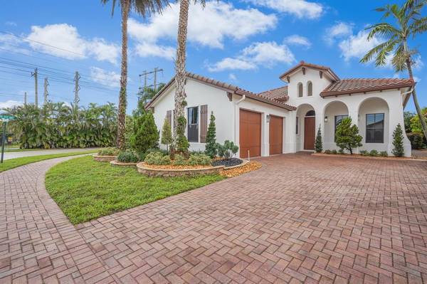 8504 NW 37th Ct, Pembroke Pines, FL 33024