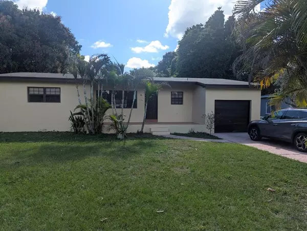 Hollywood, FL 33020,2708 Adams St