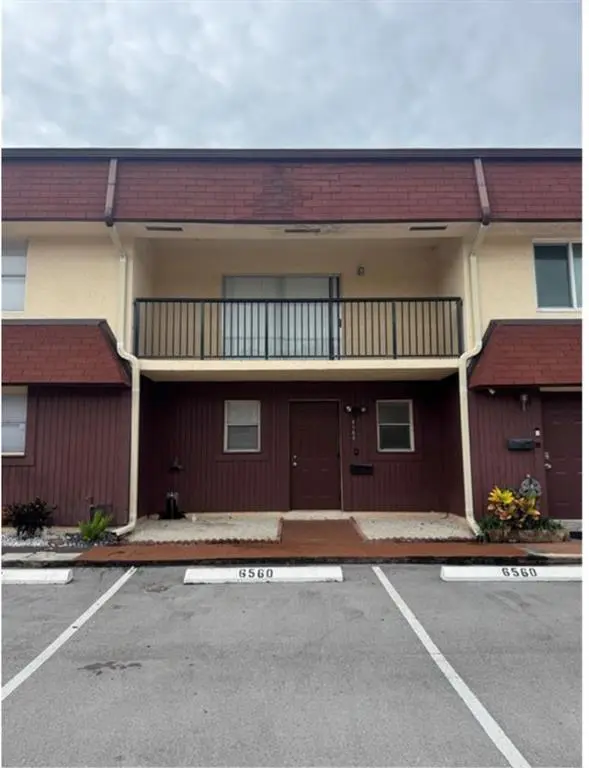 Fort Lauderdale, FL 33314,6560 SW 41st Pl