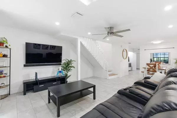 Coral Springs, FL 33065,10900 W Sample Rd