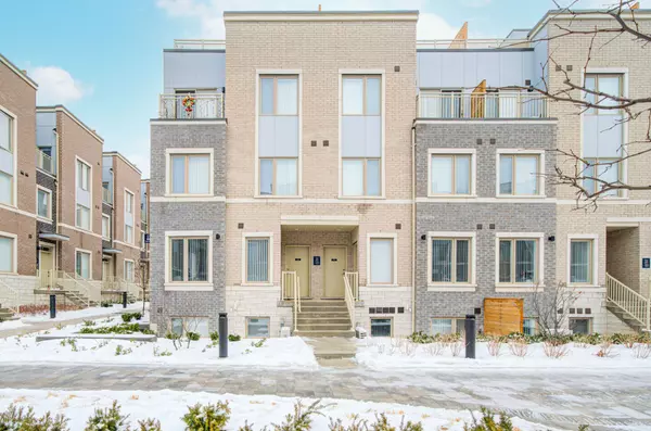 131 Honeycrisp CRES #TH210, Vaughan, ON L4K 0N7