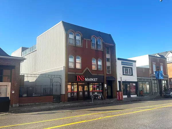 Mississauga, ON L5M 1L5,238 Queen ST S #302