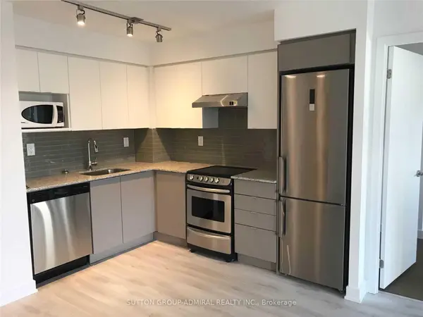 160 Flemington RD #526, Toronto W04, ON M6A 1N6