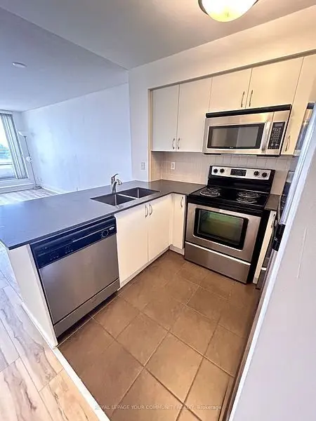 Toronto W05, ON M3J 0G7,1060 Sheppard AVE W #414