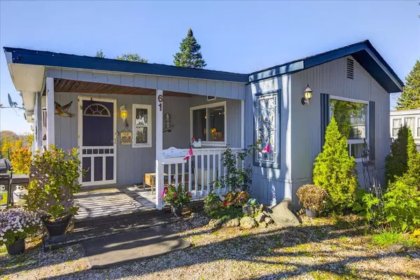 West Grey, ON N0G 1R0,302694 Douglas ST #61