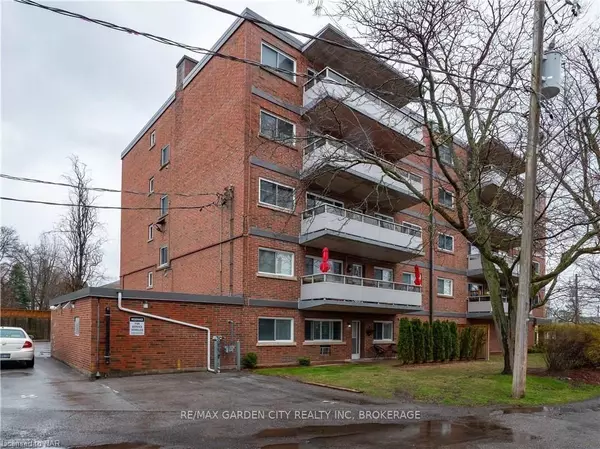 14 Norris PL #103, St. Catharines, ON L2R 2W8