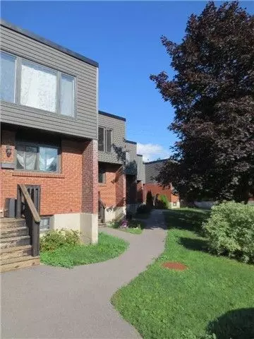 Kitchener, ON N2A 2P5,15 Scenic DR #6