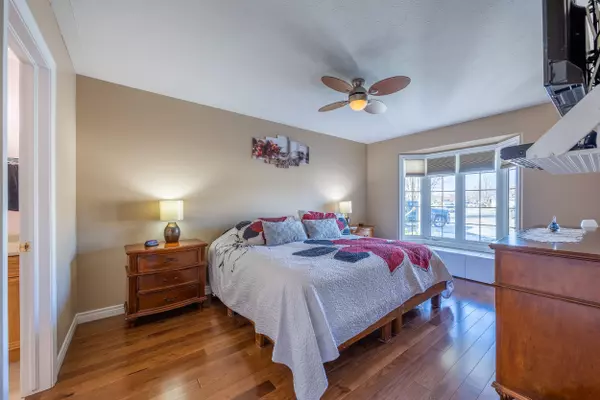 Norfolk, ON N0E 1M0,63 Upper Canada DR