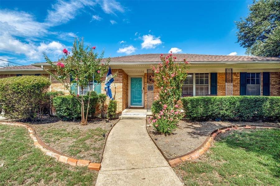 2217 Babalos Lane, Dallas, TX 75228